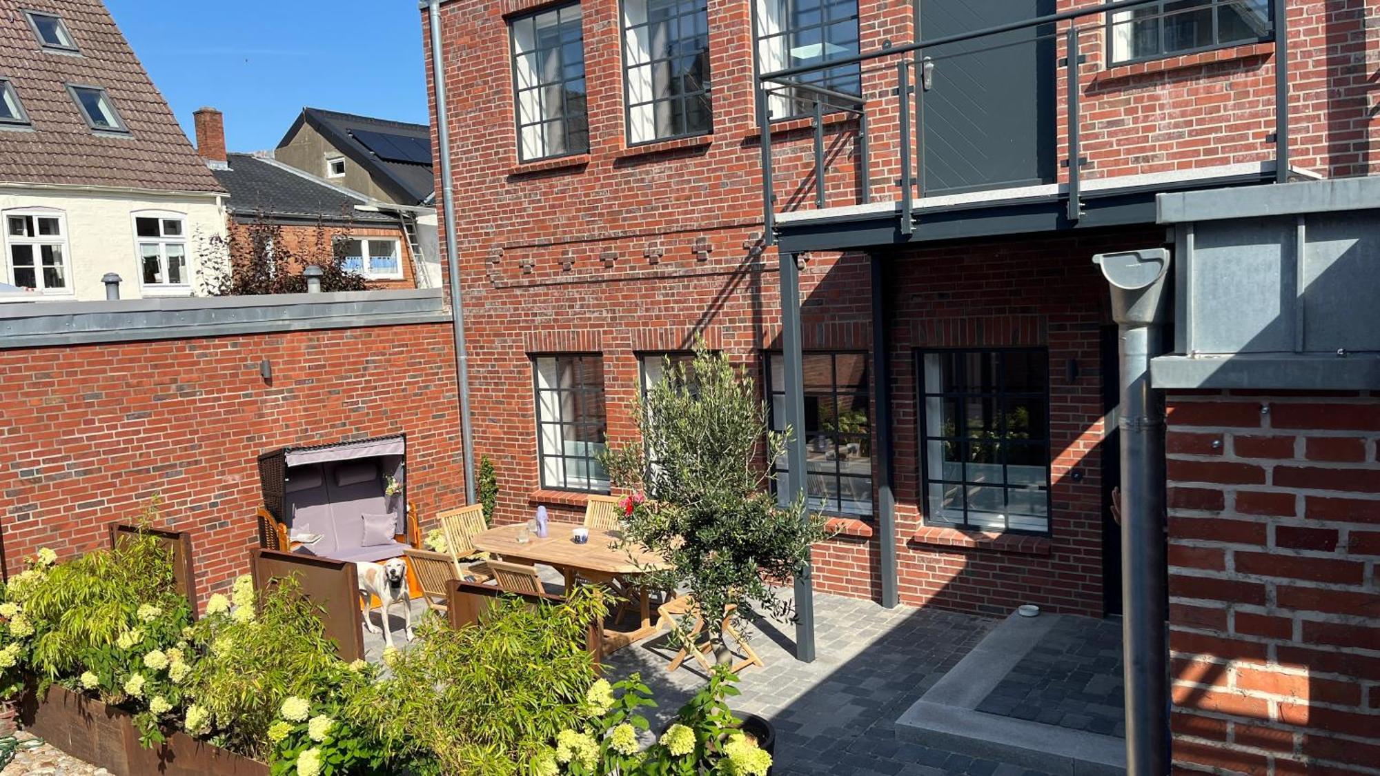 Loftwohnung 2 Simmerdeis An Der Gracht Friedrichstadt Extérieur photo